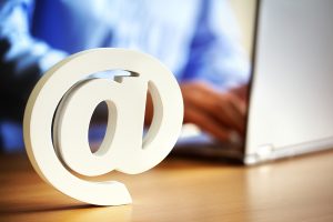 3 vantagens da lista de endereços de e-mail para anunciar a sua propriedade para férias