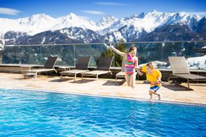 Creare la proprietà per vacanze ideale per le famiglie: i consigli di Laura Hall di Kid & Coe